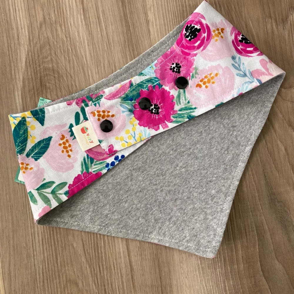Very Vintage Dog Bandana – ‘Kew Gardens’ Pink Floral, Size Large NWT - Picture 2 of 6